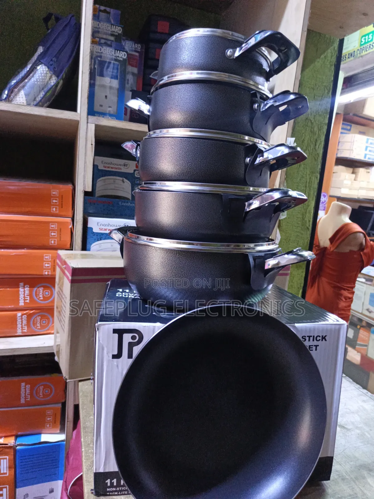 11 PCS James Pot Nonstick Cookware Set (Induction & Gas Friendly)