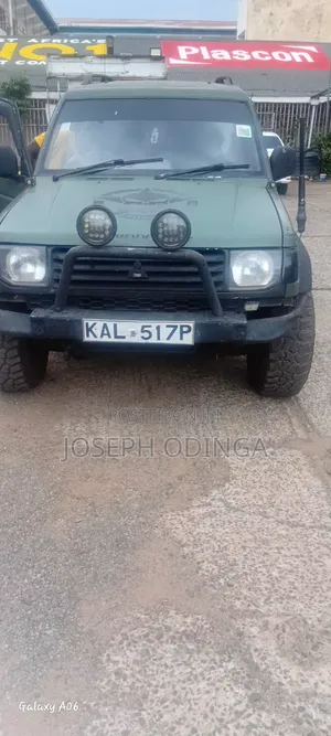 Mitsubishi Pajero Junior 1998 Green