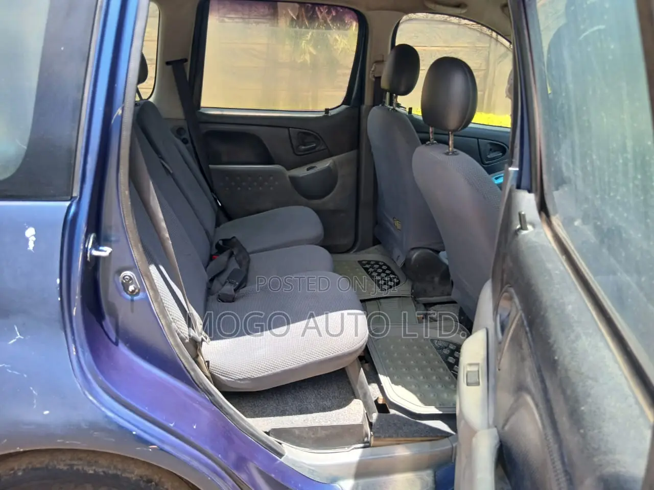 Toyota Fun Cargo 2002 Blue