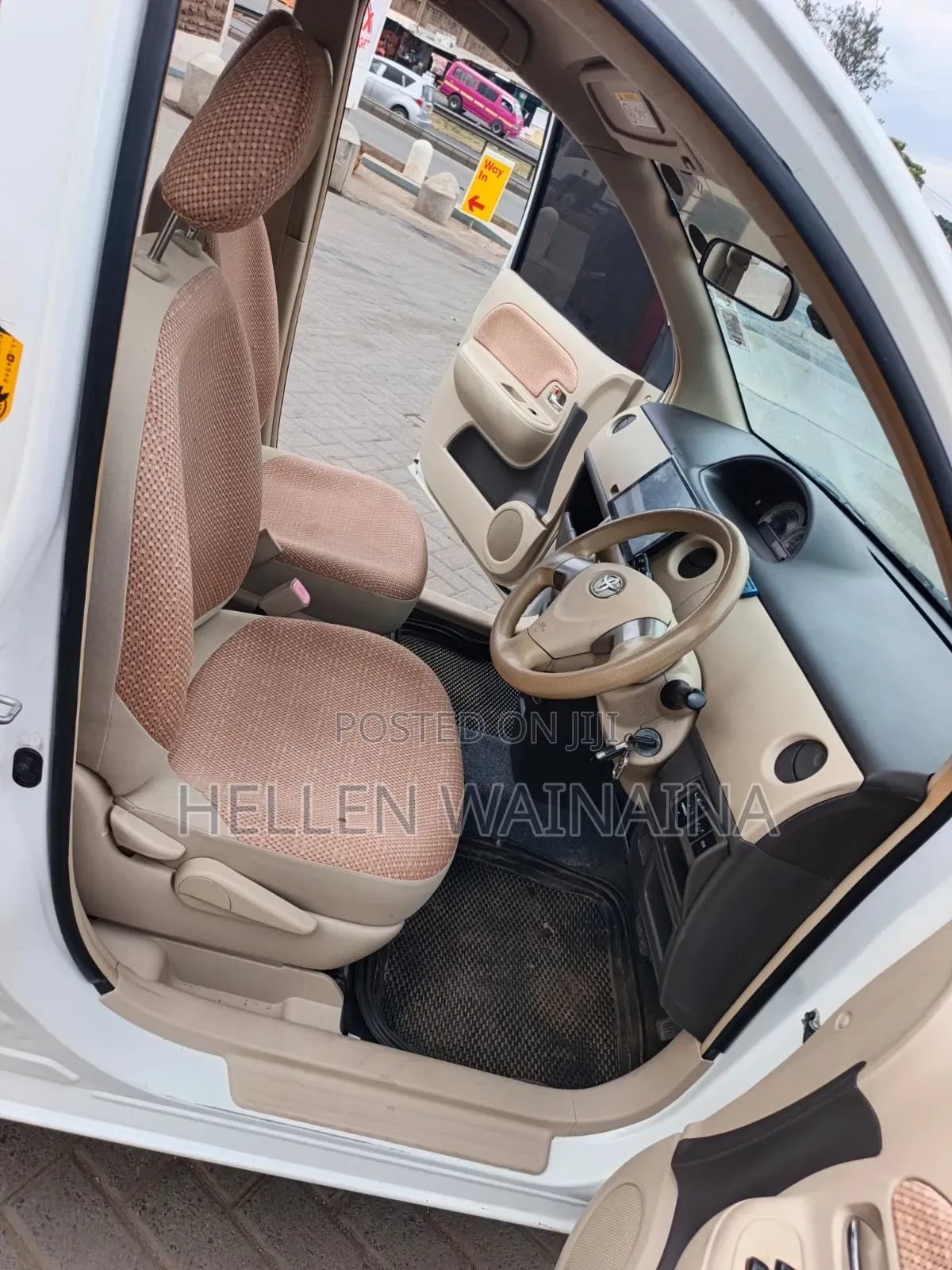 Toyota Sienta 2015 White