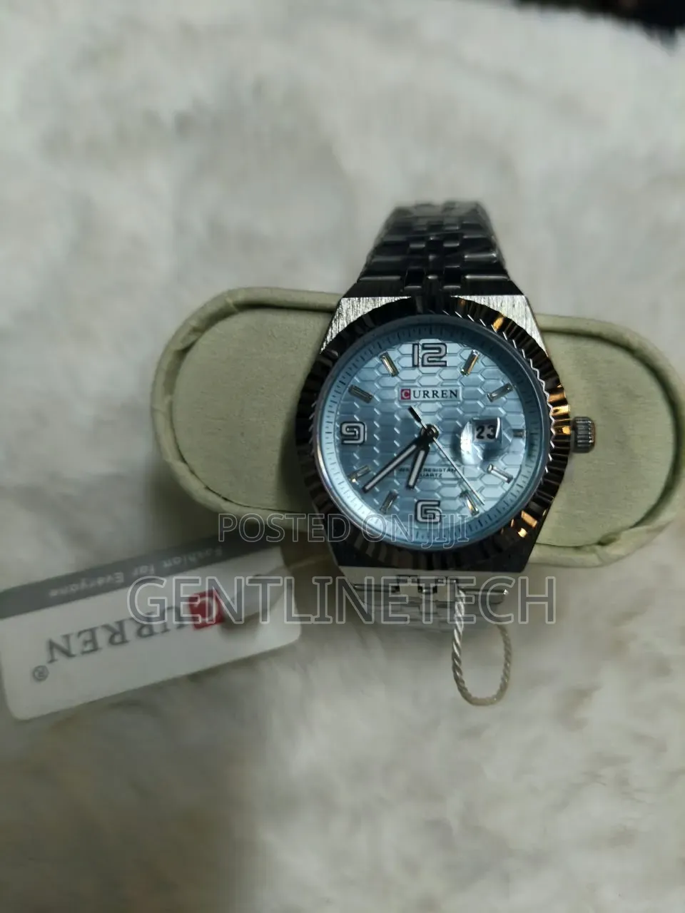Curren 8498 Silver Strap Watch – KSh 3,000