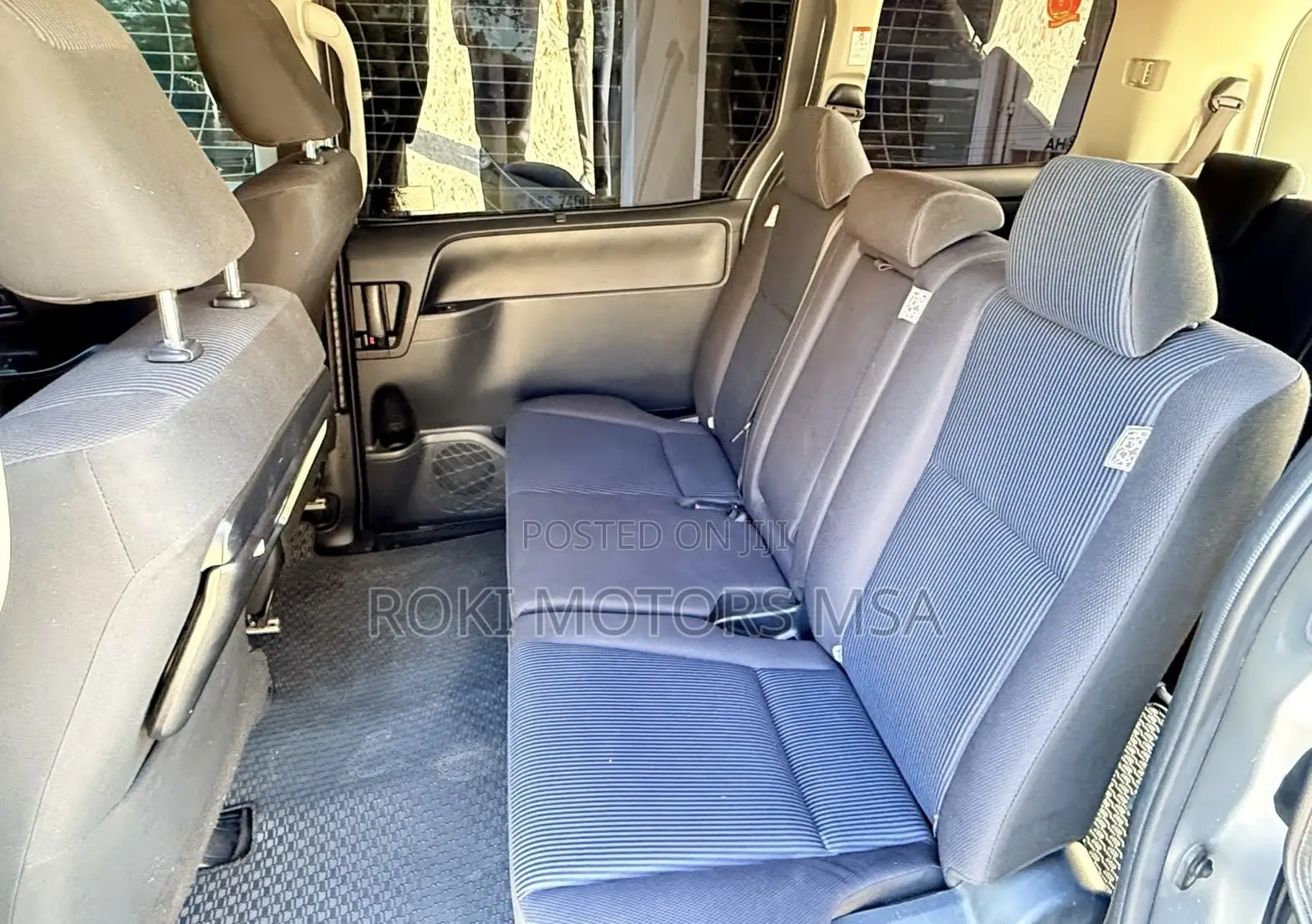 Toyota Noah 2019 Silver