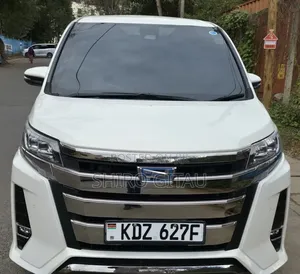 Toyota Noah 2019 White
