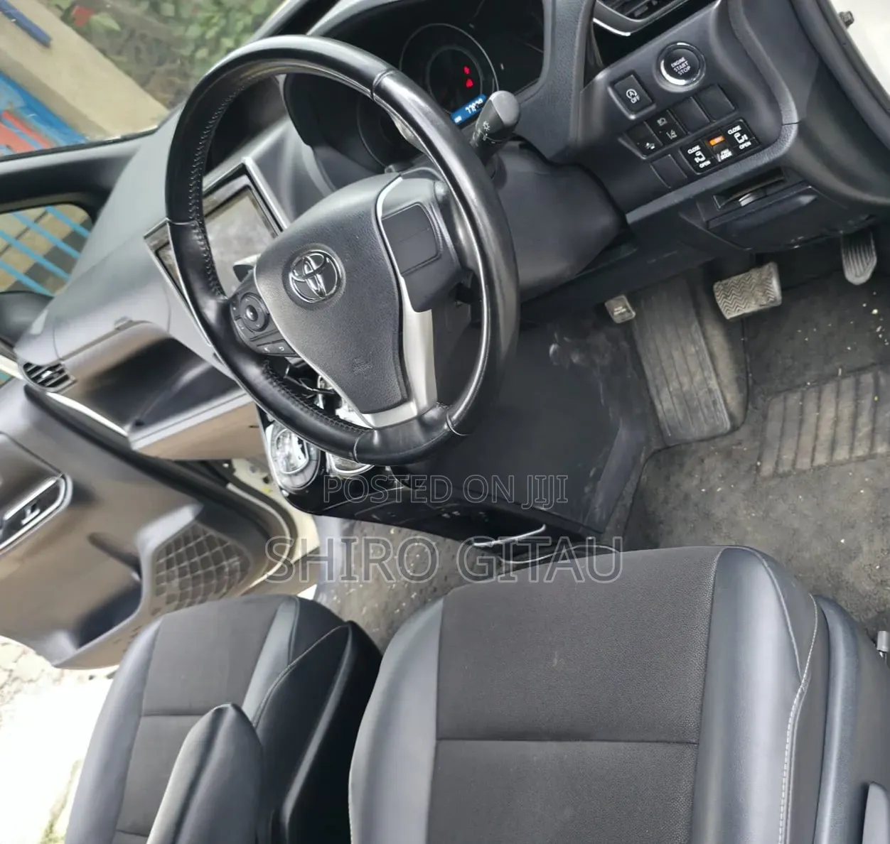 Toyota Noah 2019 White
