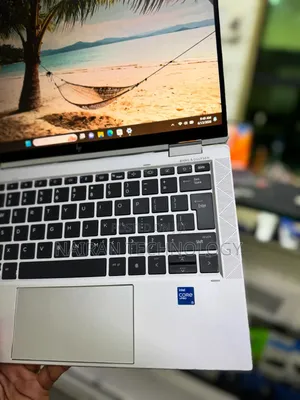 Laptop HP EliteBook 1040 G8 16GB Intel SSD 512GB