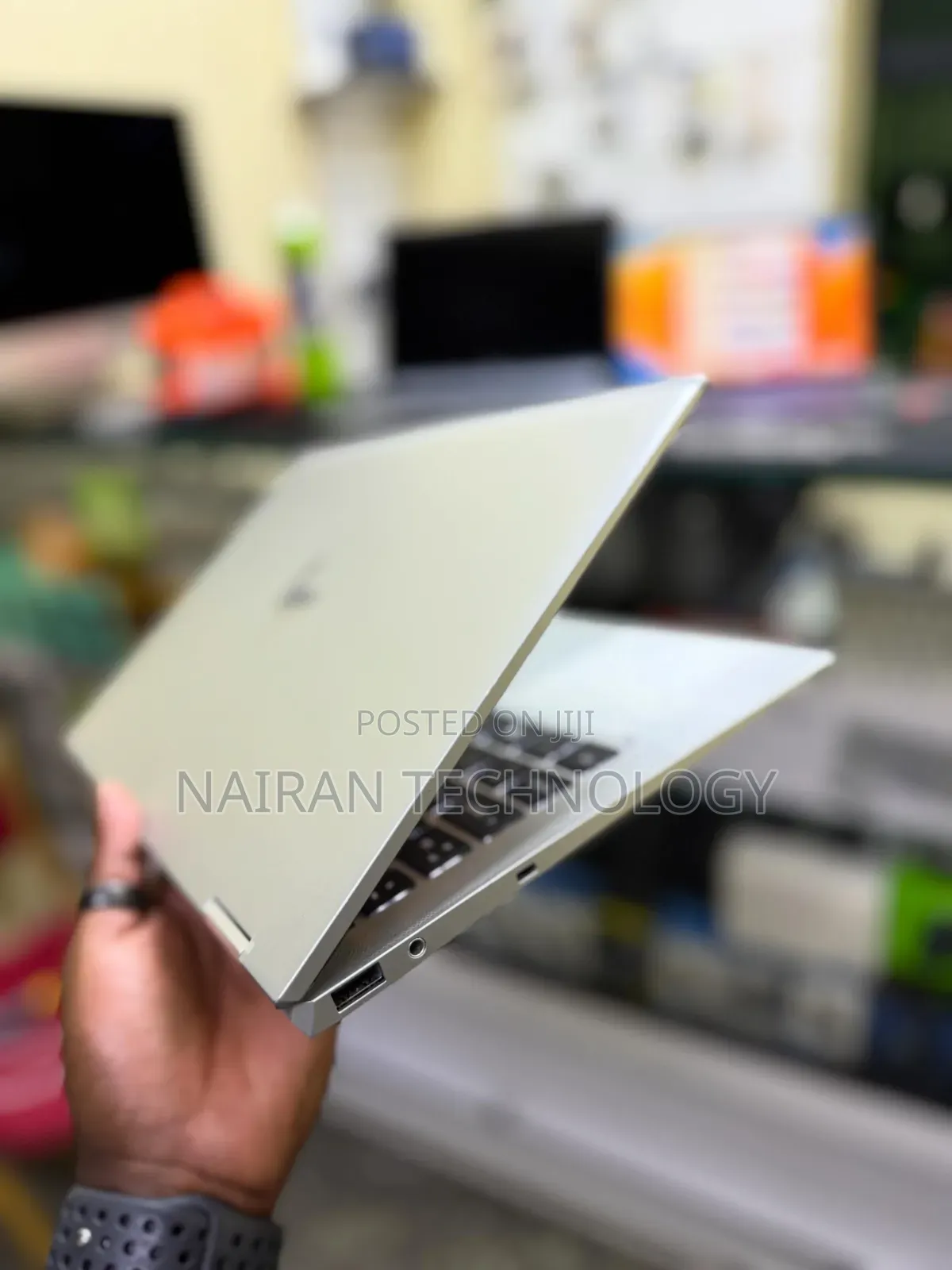 Laptop HP EliteBook 1040 G8 16GB Intel SSD 512GB