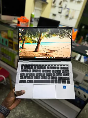 Laptop HP EliteBook 1040 G8 16GB Intel SSD 512GB