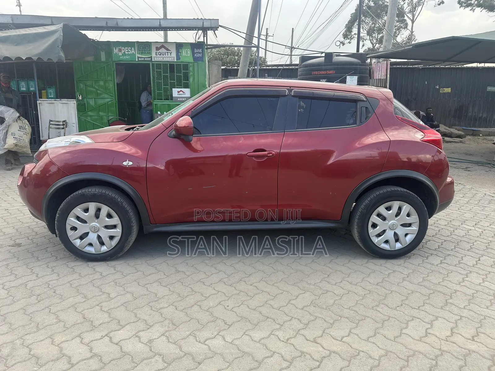 Nissan Juke 2013 Maroon