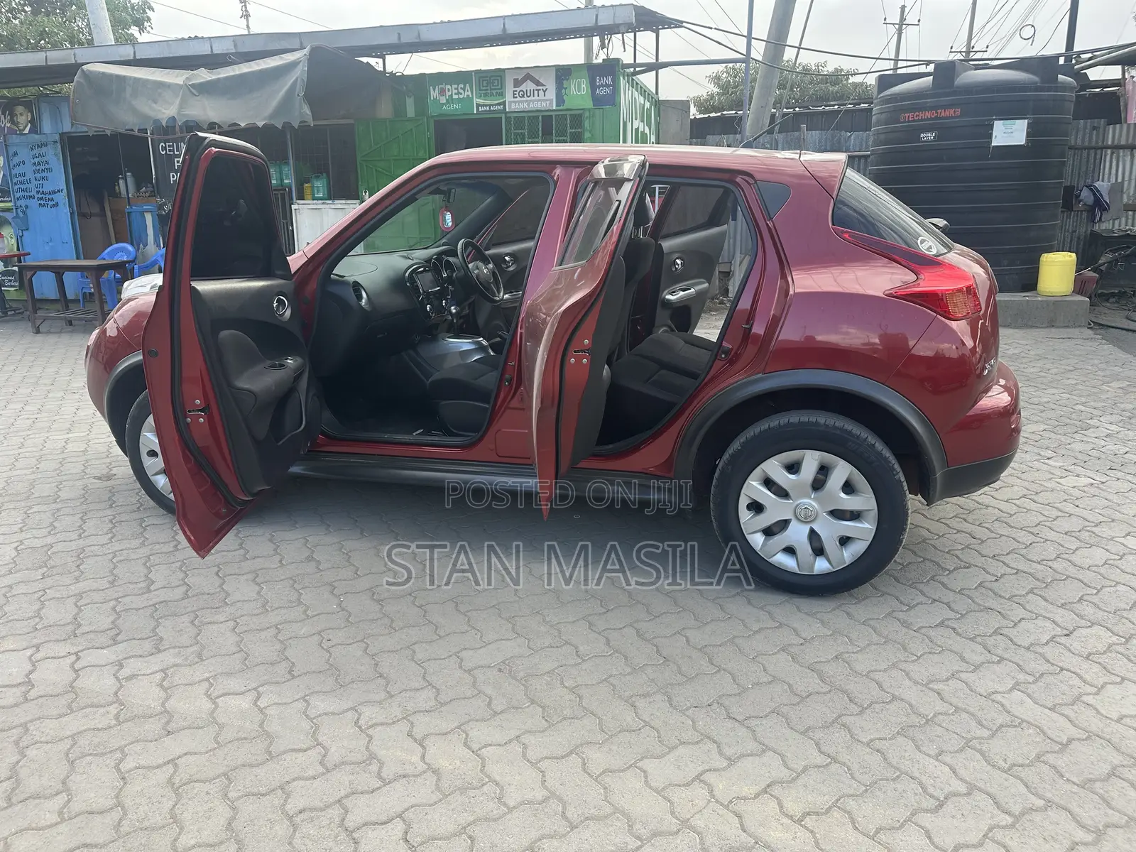 Nissan Juke 2013 Maroon