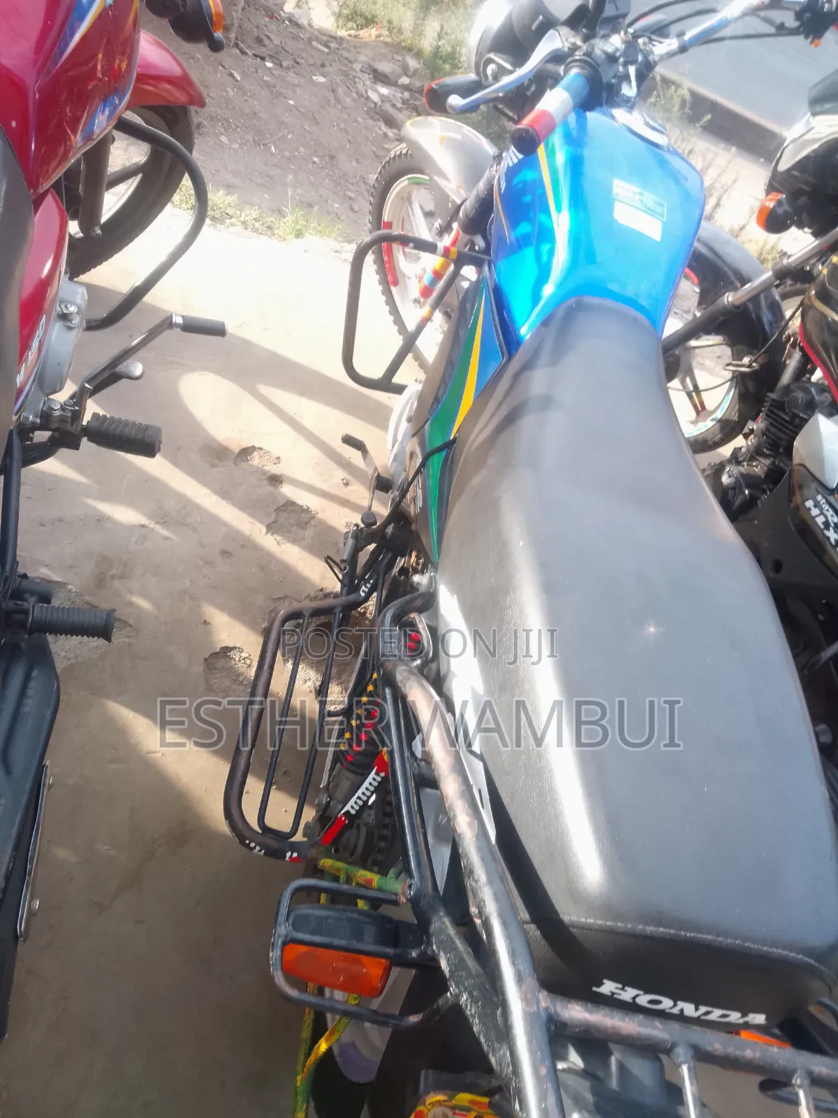 Honda CB 2024 Blue