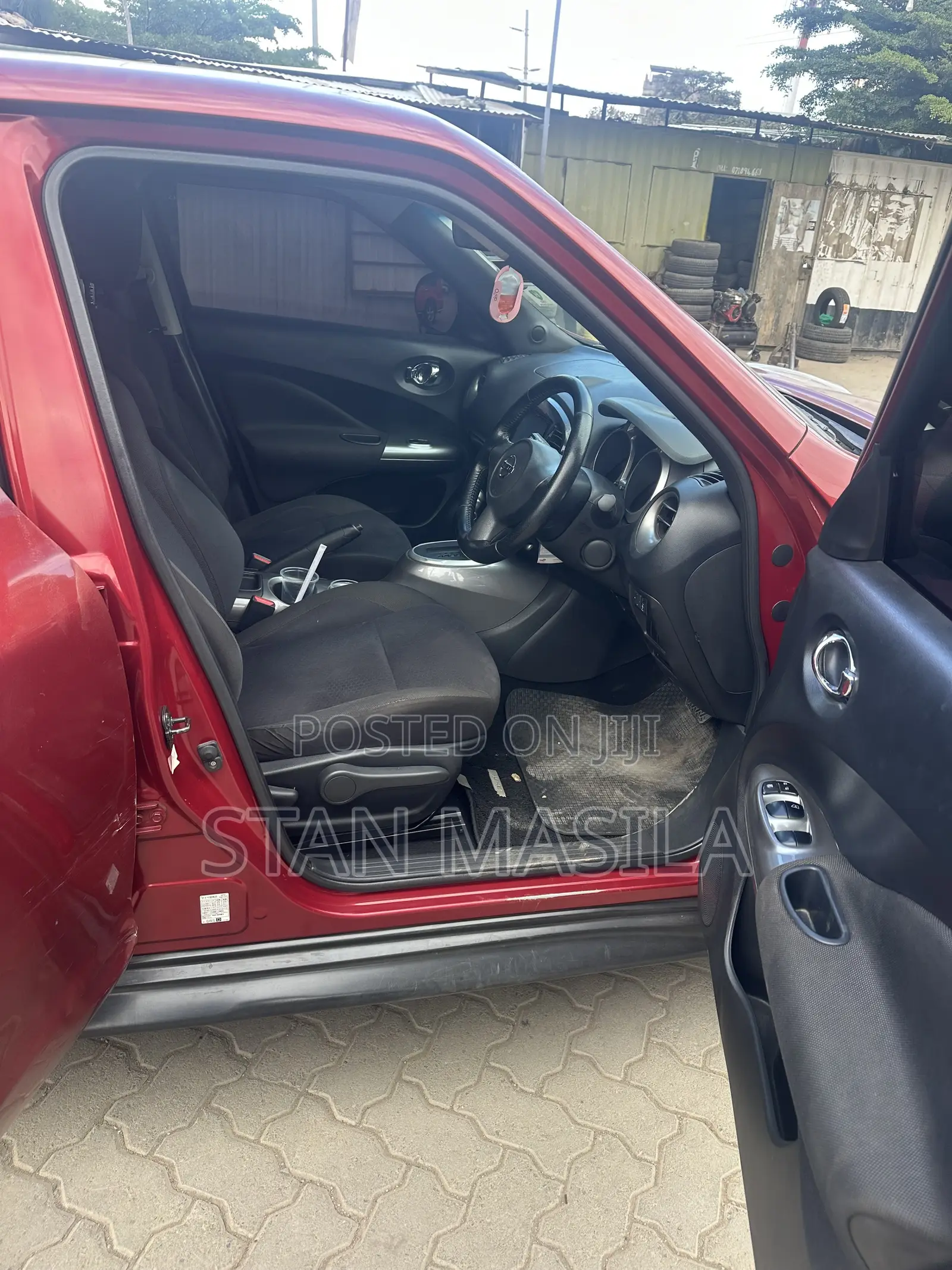 Nissan Juke 2013 Maroon
