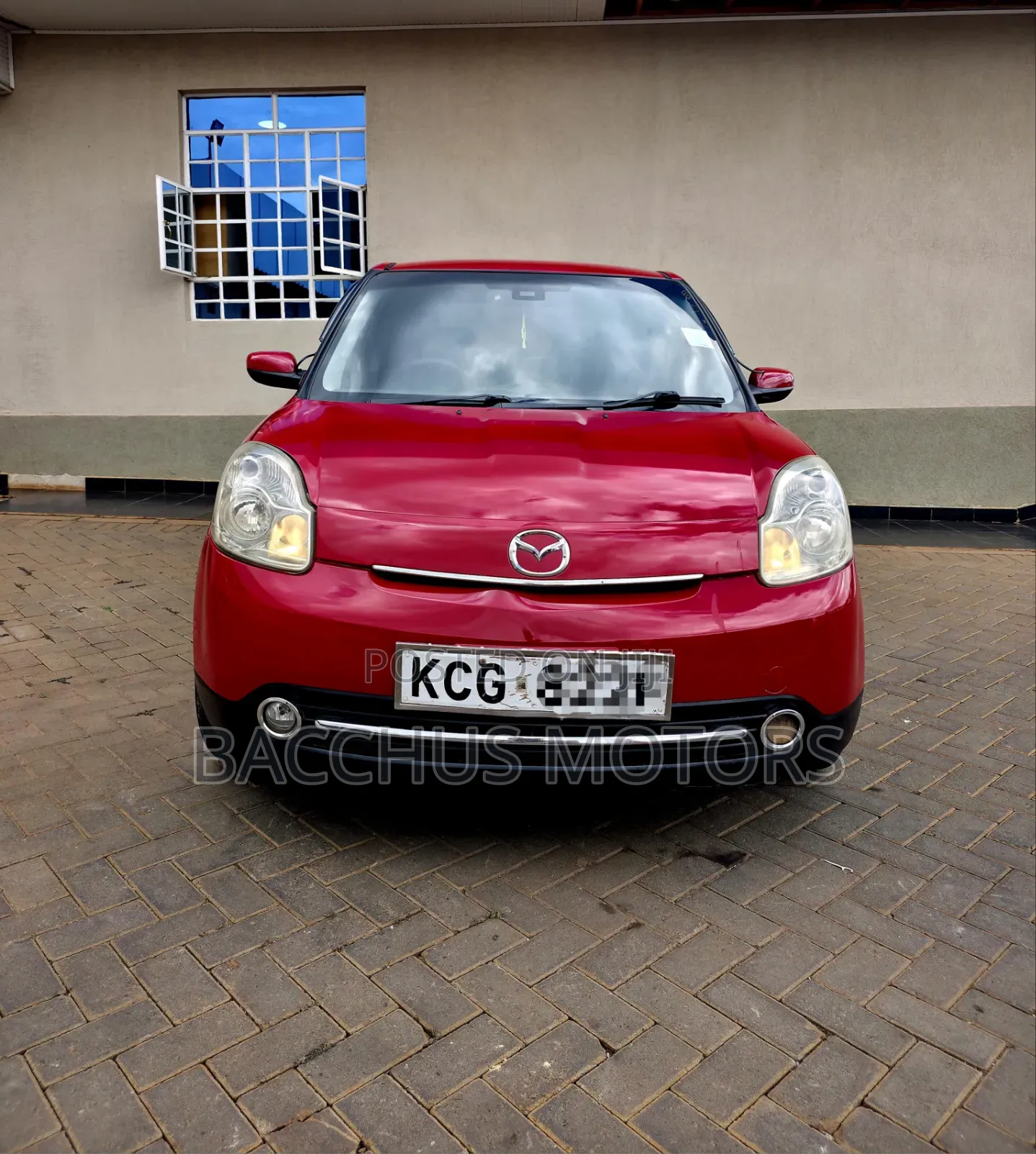 Mazda Verisa 2008 Red