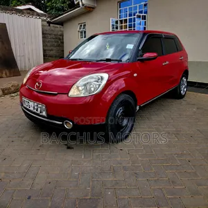Mazda Verisa 2008 Red