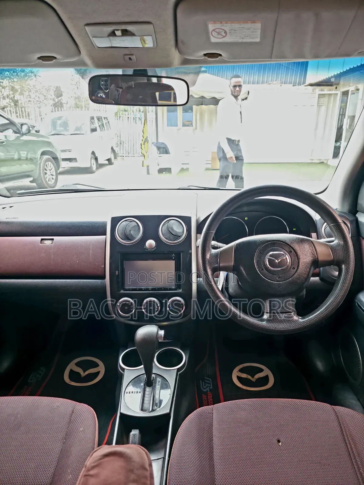 Mazda Verisa 2008 Red