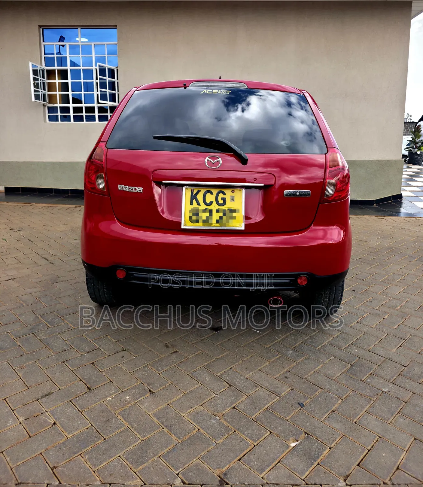 Mazda Verisa 2008 Red