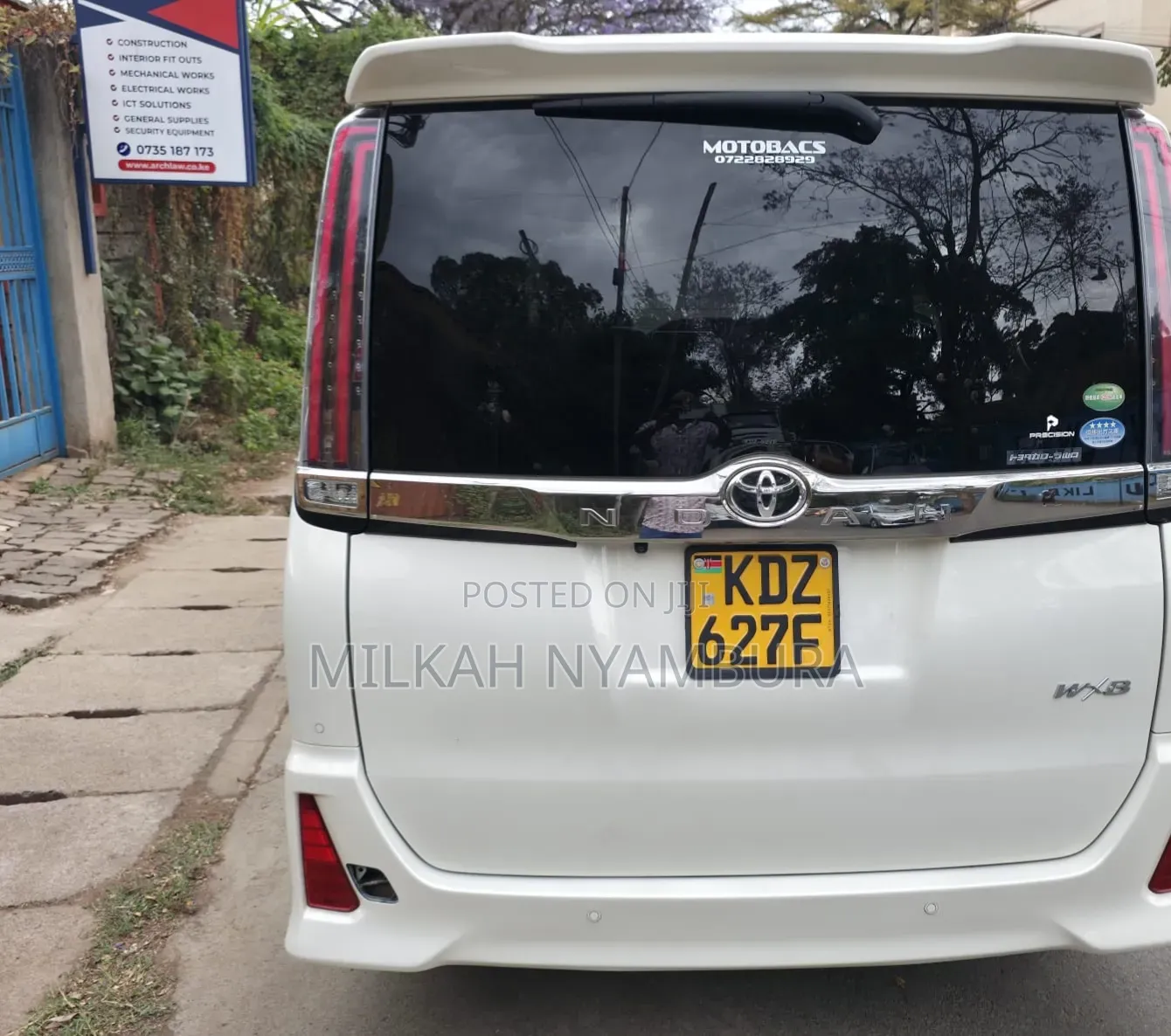 Toyota Noah 2019 White