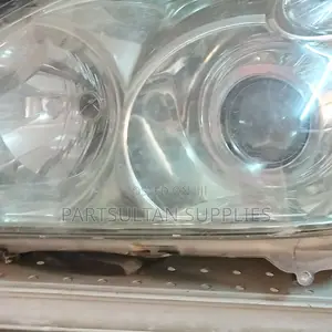 Harrier Headlight 2008