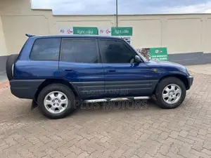 Toyota RAV4 2004 Blue