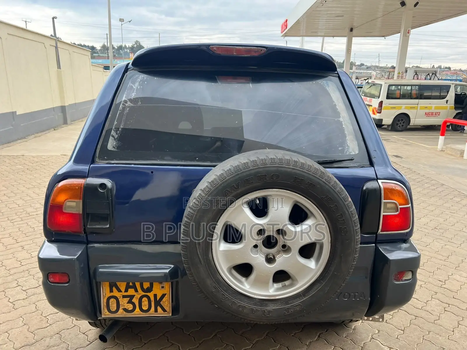 Toyota RAV4 2004 Blue