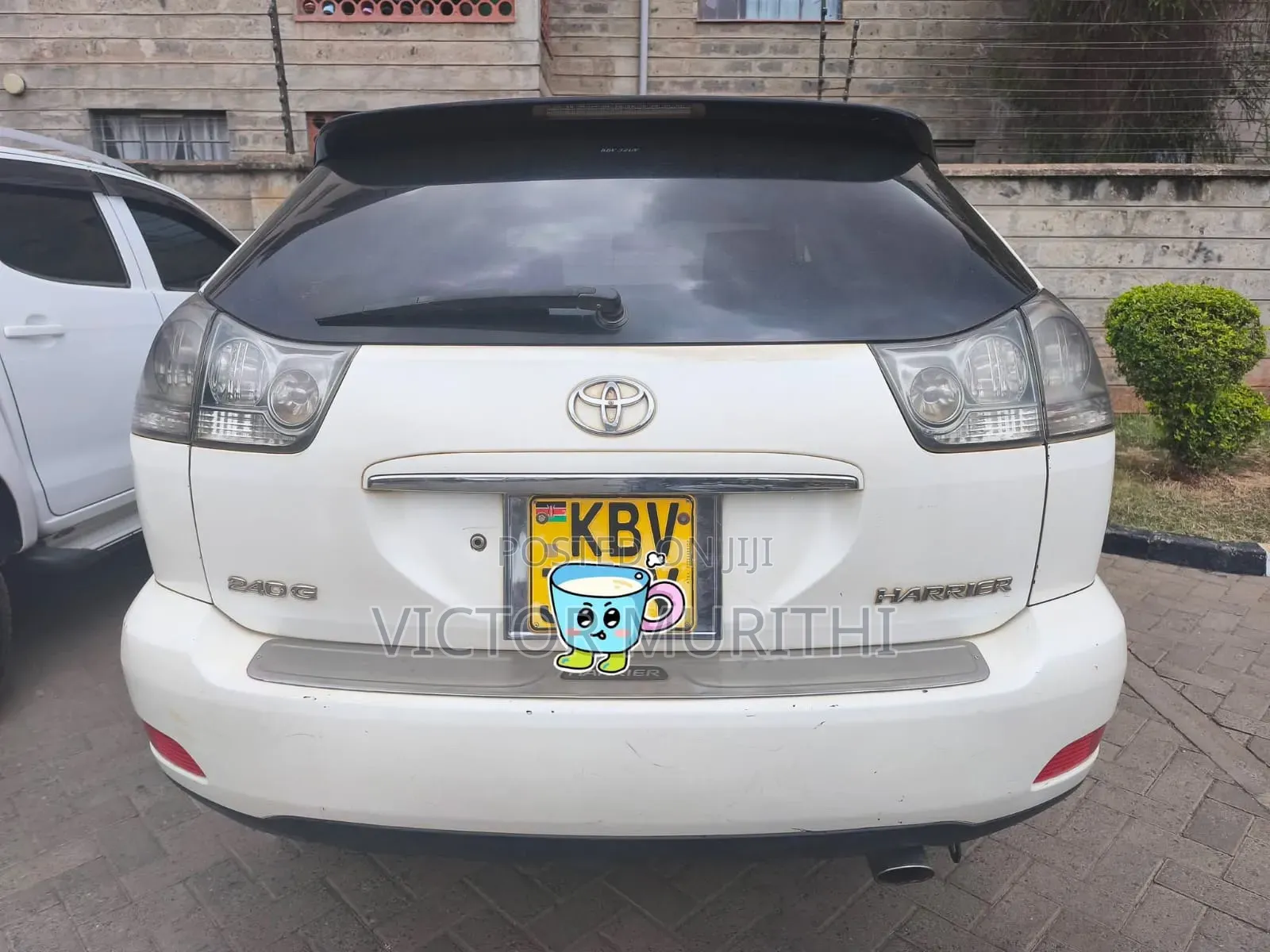 Toyota Harrier 2006 White