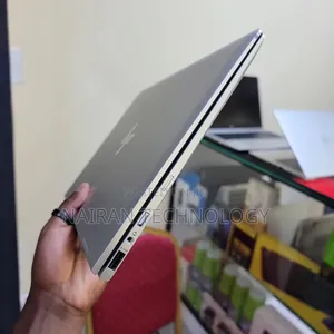 Laptop HP EliteBook 1030 16GB Intel Core i5 SSD 512GB