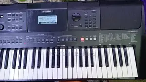 Yamaha PSR PSR463 Keyboard