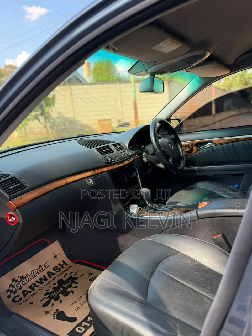 Mercedes-Benz E200 2005 Blue