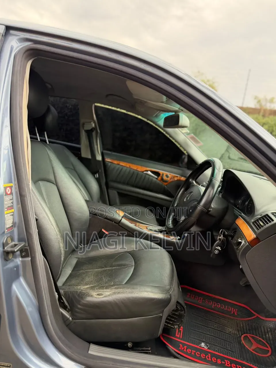 Mercedes-Benz E200 2005 Blue