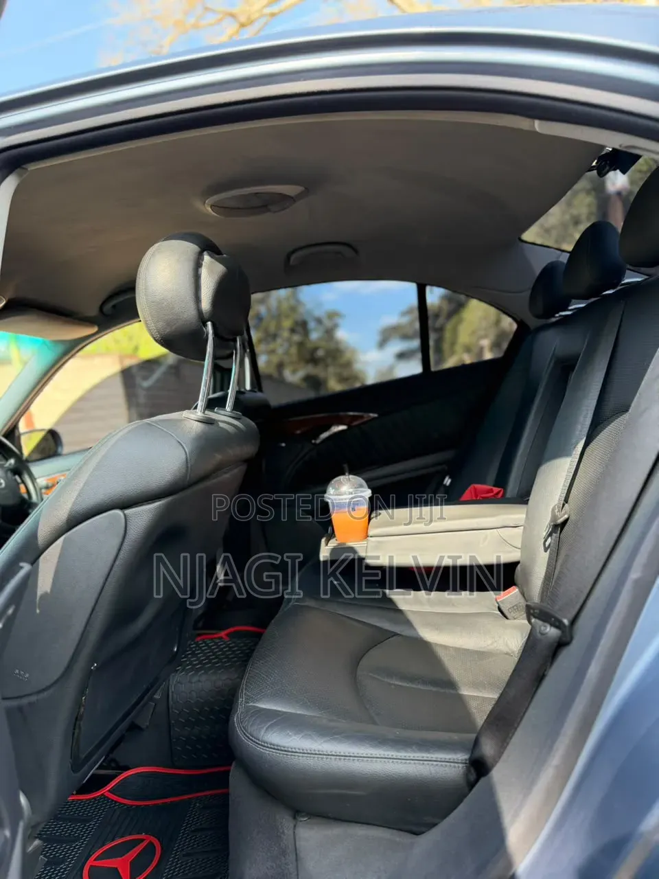 Mercedes-Benz E200 2005 Blue
