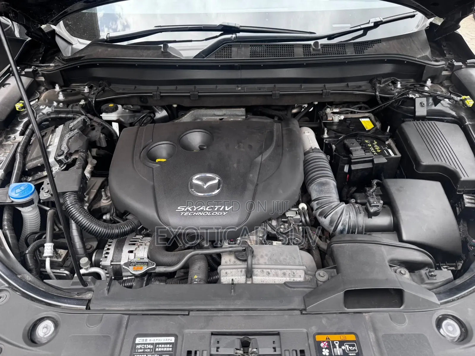 Mazda AZ 2019 Off white