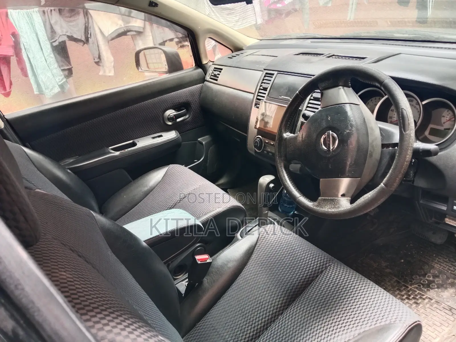 Nissan Tiida 1.5L 16V 2011 Black