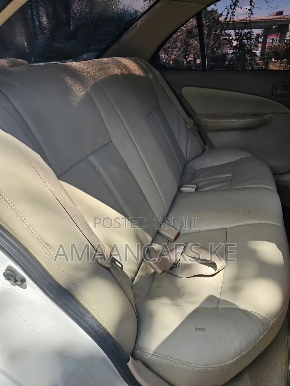 Nissan Sunny 2003 White