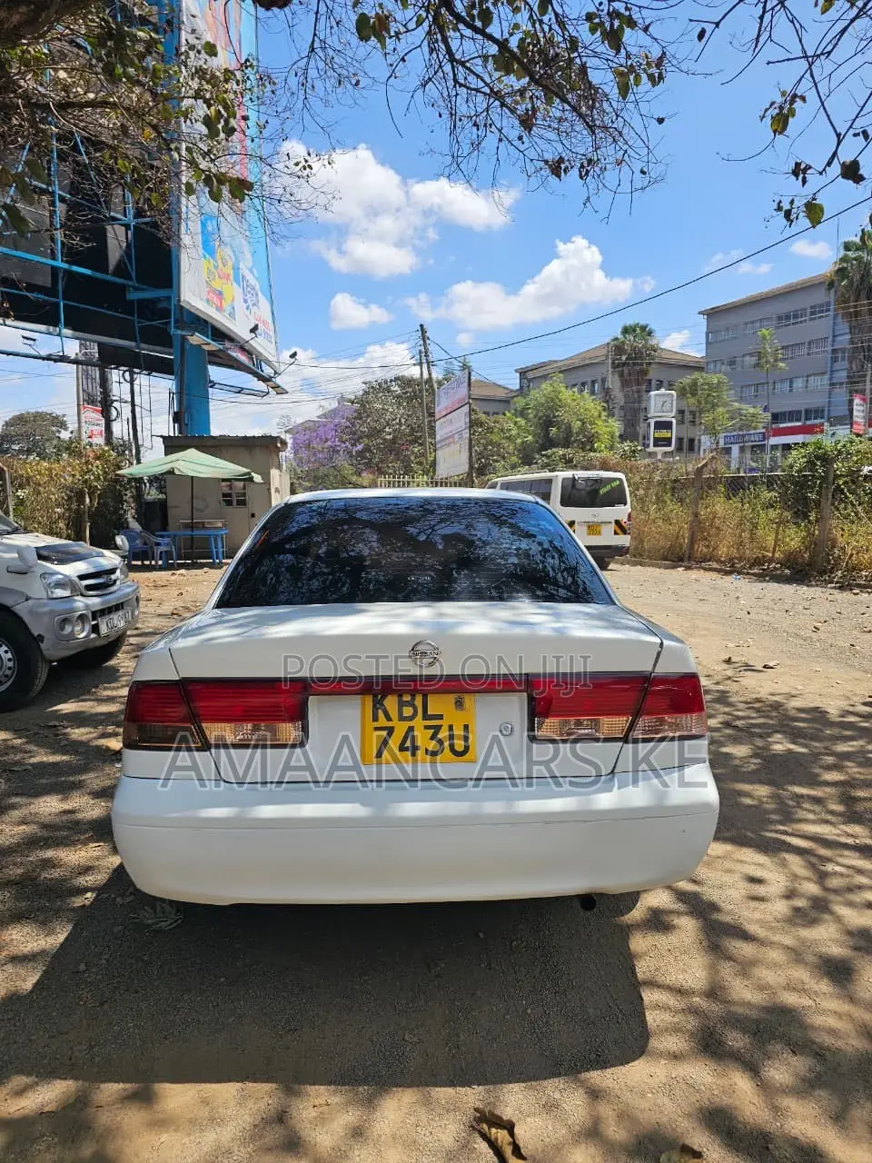 Nissan Sunny 2003 White