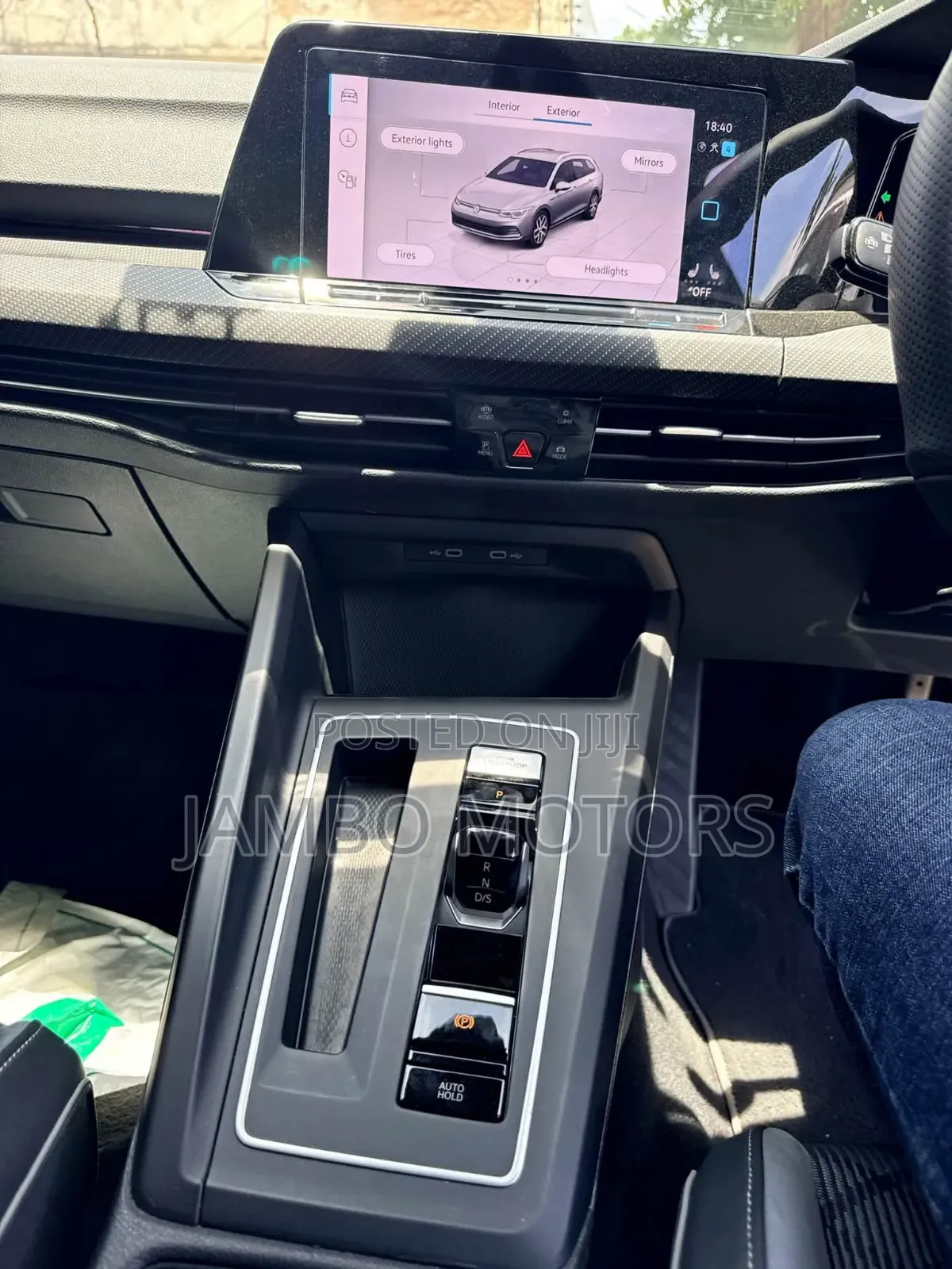 Volkswagen Golf Variant 2021 Matt Black