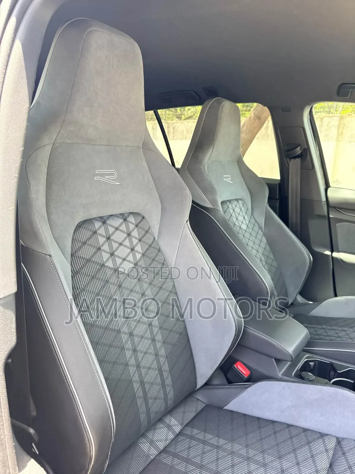 Volkswagen Golf Variant 2021 Matt Black