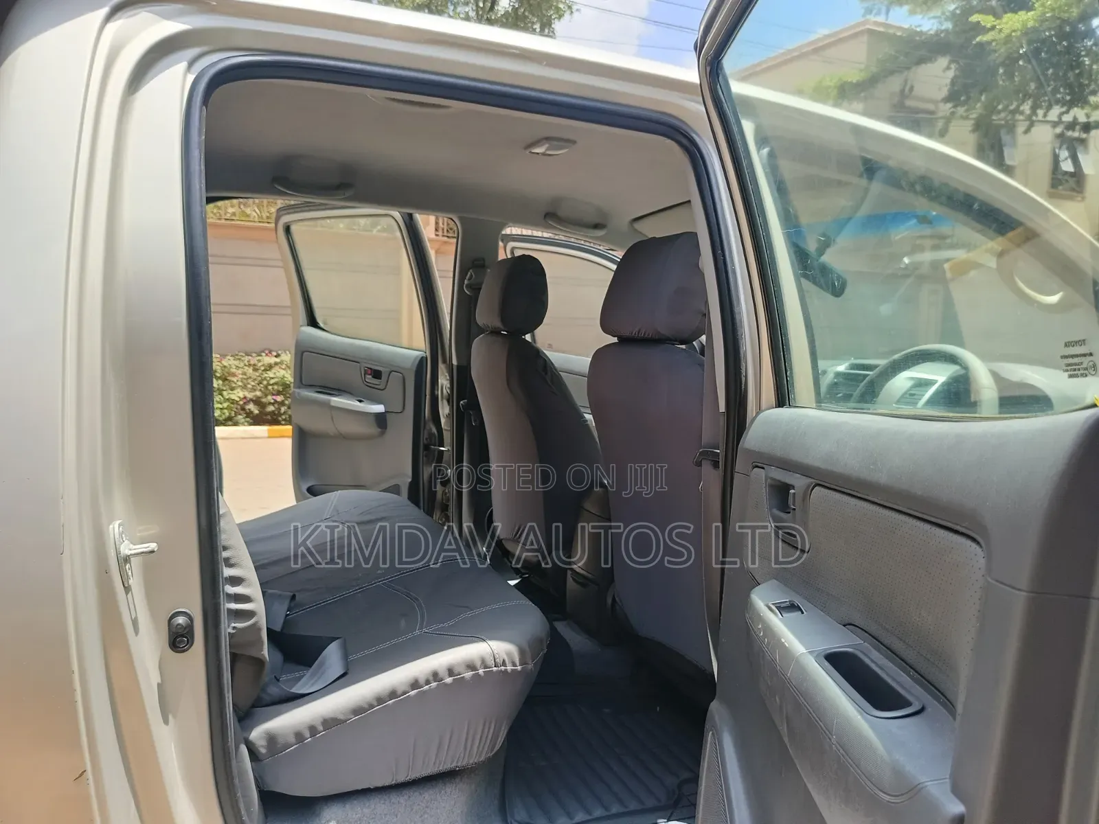 Toyota Hilux 2014 Silver