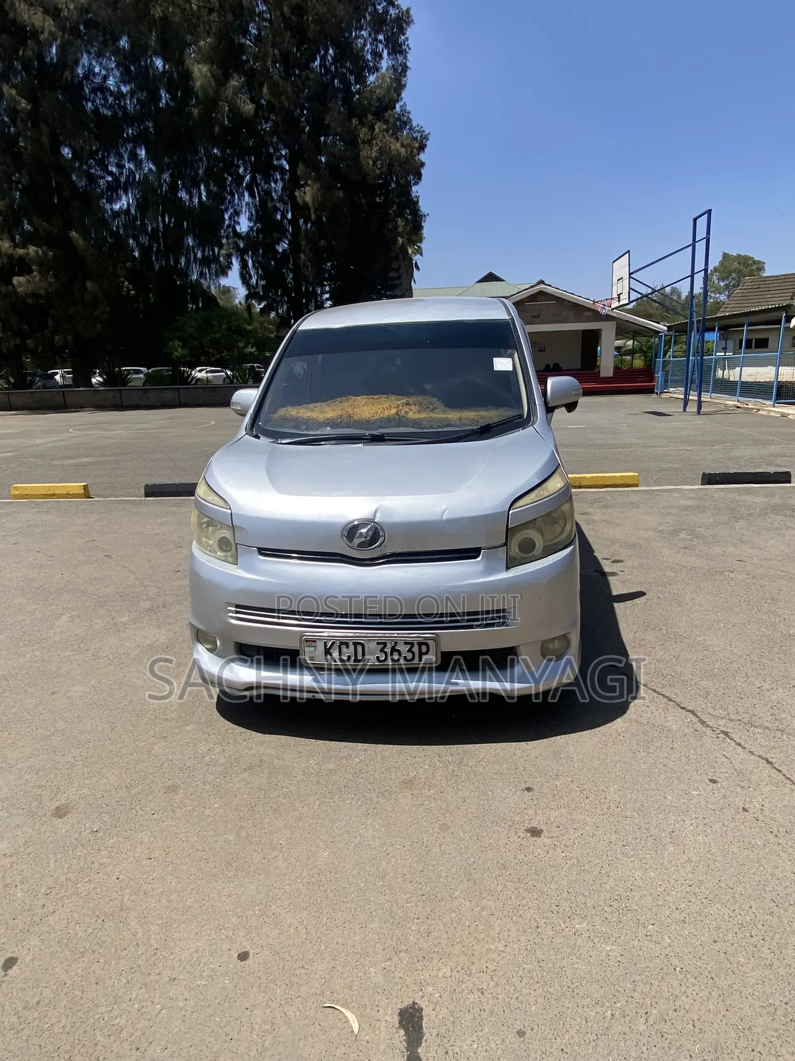 Toyota Voxy 2008 Silver
