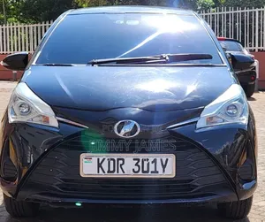 Toyota Vitz 1.3 AWD 5dr 2017 Black