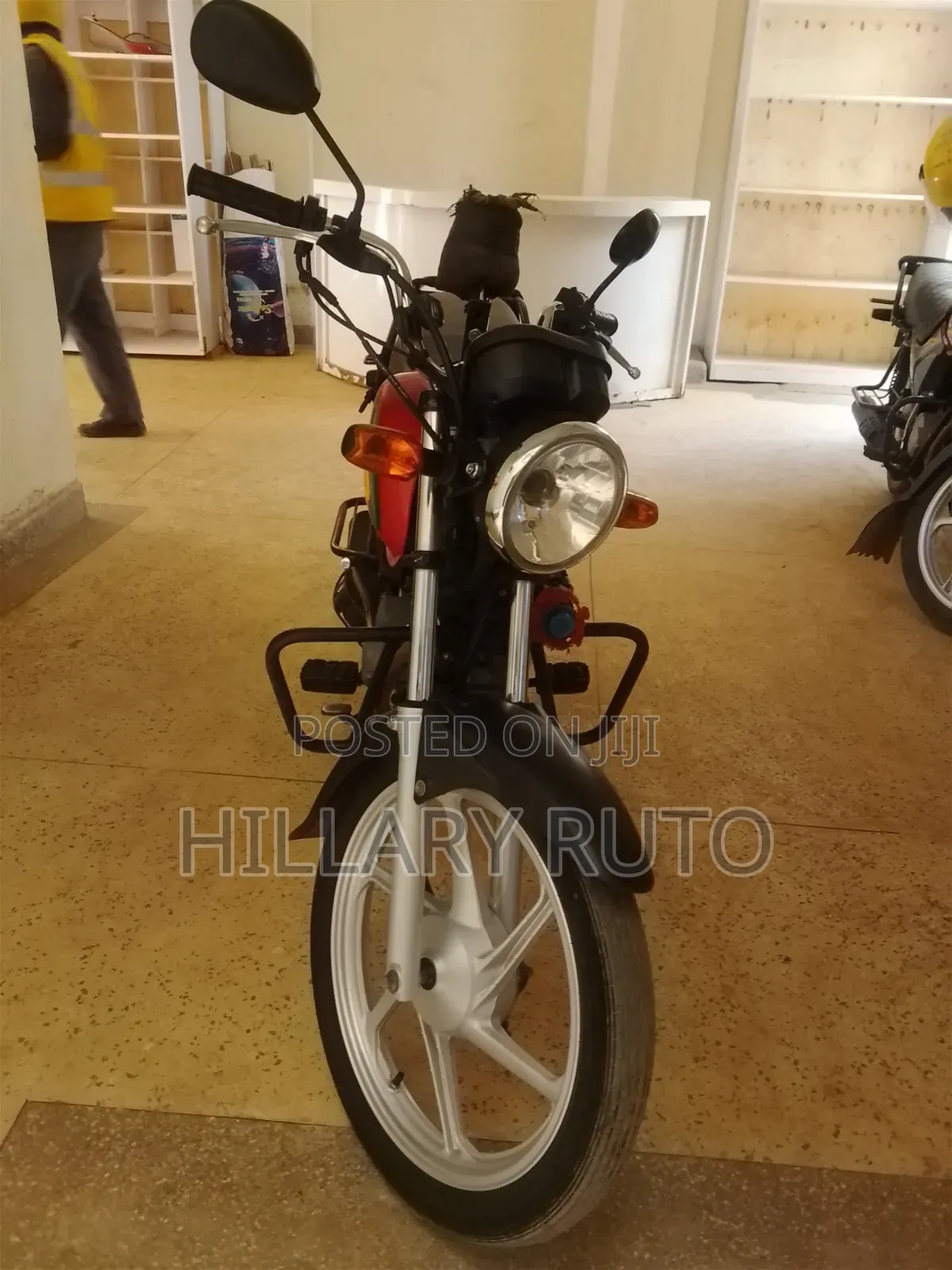 Honda CB 2024 Red