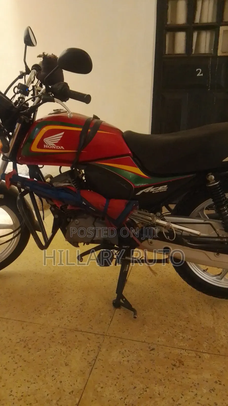 Honda CB 2024 Red
