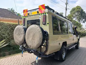 Toyota Land Cruiser 2013