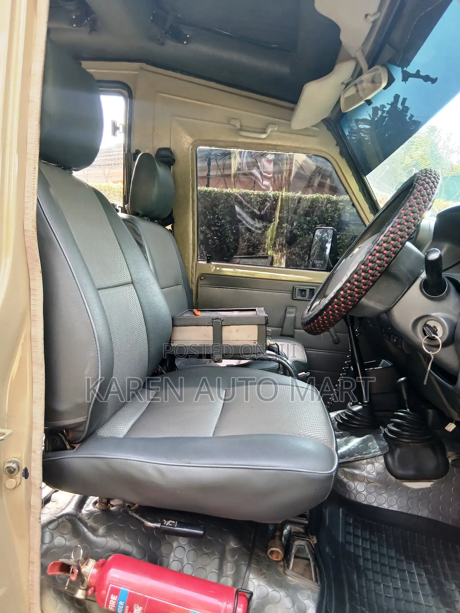 Toyota Land Cruiser 2013