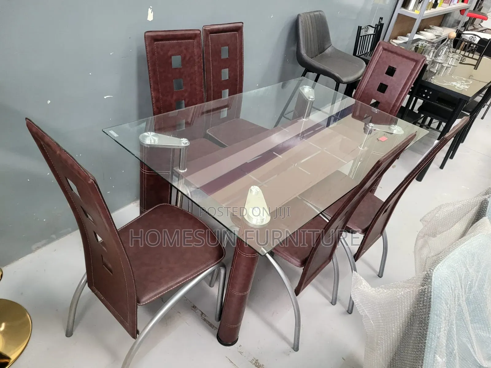 Dining Table; 6 Seater Glass Dining Table