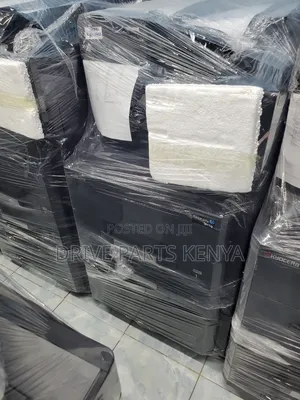 Bulky Kyocera Taskalfa 3011i Machine