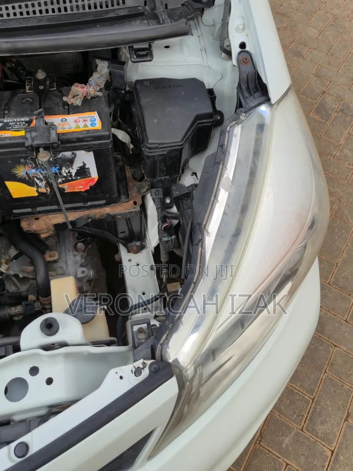 Toyota Vitz 2014 White