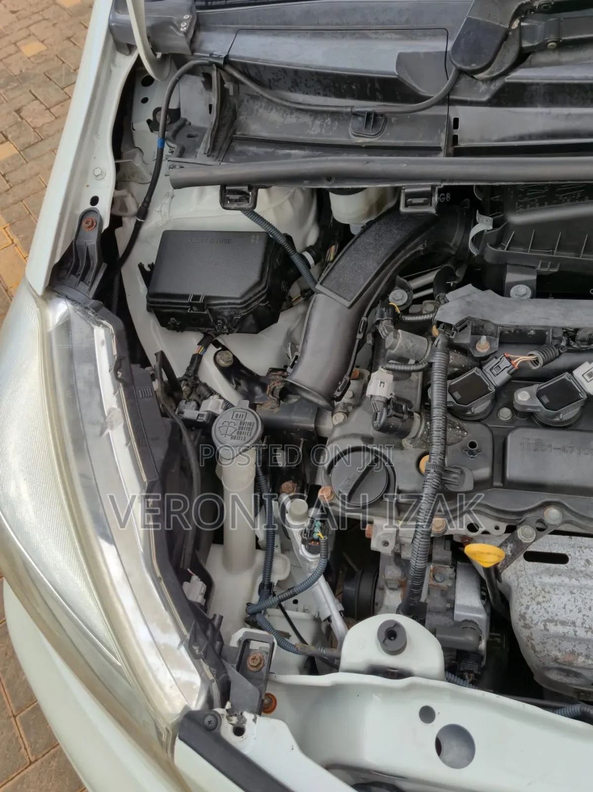 Toyota Vitz 2014 White