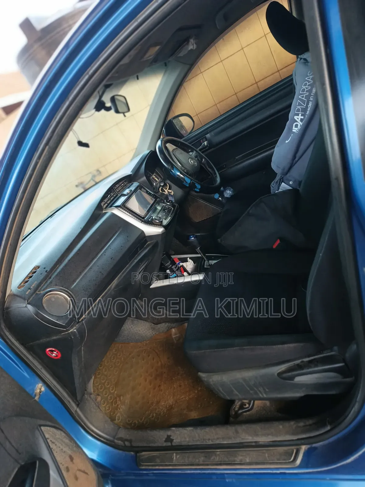 Toyota Corolla Fielder 2018 Blue