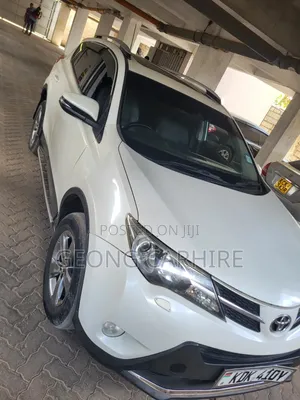Toyota RAV4 for Hire With Sunroof