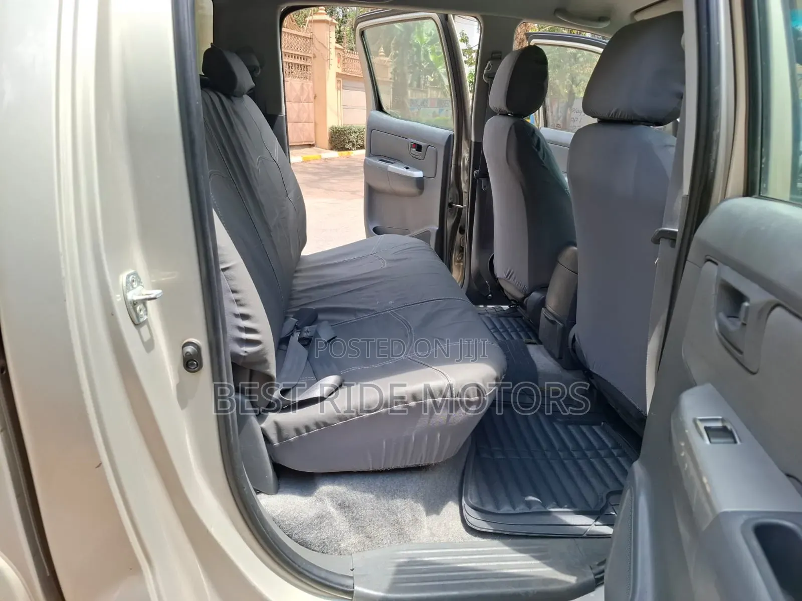 Toyota Hilux 2014
