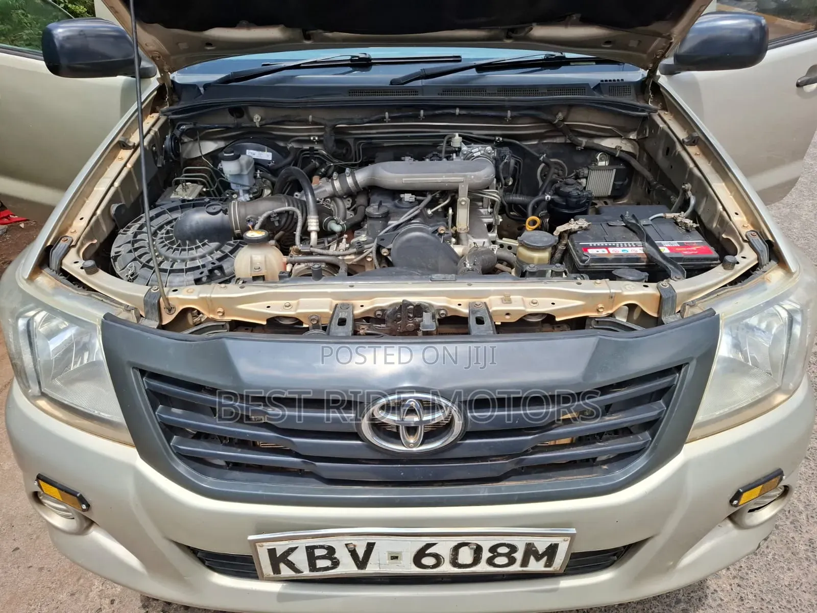 Toyota Hilux 2014